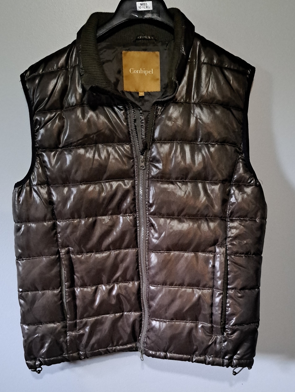 Men's Brown Quilted Puffer Vest. Gorpcore. Preppy. Indiesleeze. Dadcore